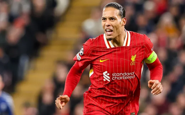 Lá chắn thép Van Dijk của Liverpool